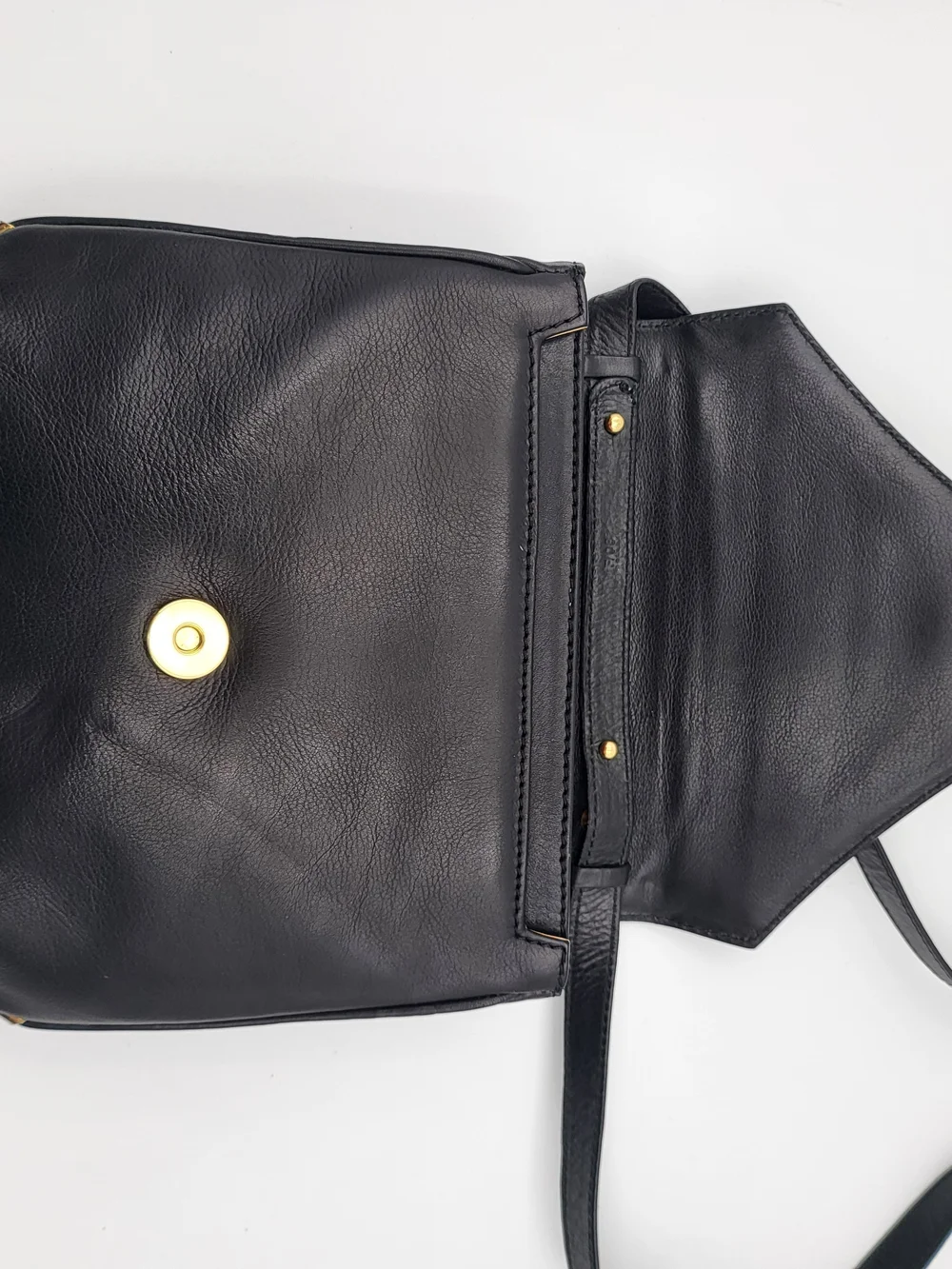 Celine Supple Besace Triomphe Calfskin Leather Medium crossbody bag. Auth w/COA,